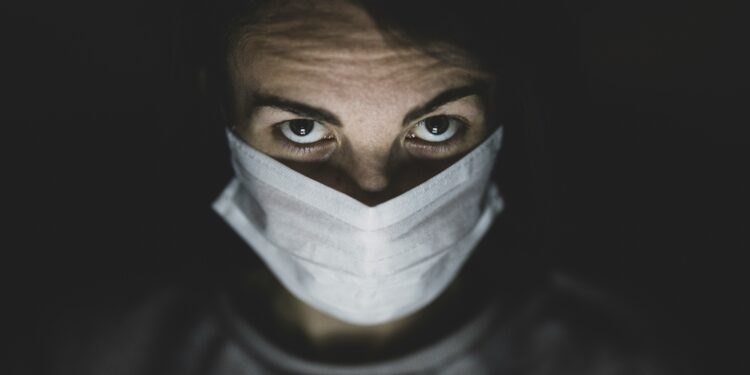 Du FLN à la francophobie : les mots de la presse française pour parler de l’Algérie