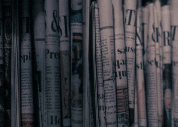 Une diplomatie en une : décryptage des biais récurrents dans les titres sur l’Algérie